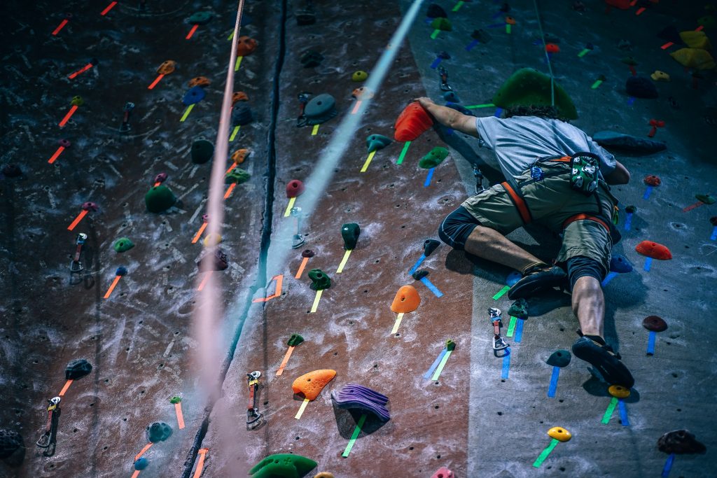 10 easy ways to start a healthier lifestyle rock climbing