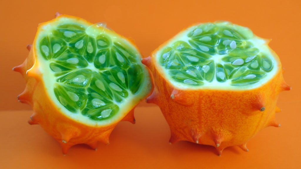 10 unusual fruits you've probably never tried before_kiwano