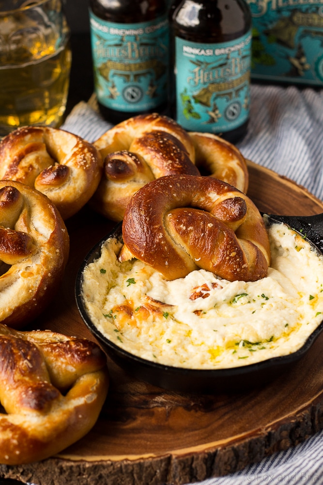 15 recipes with beer you need to make for St. Patrick's Day - Soft-Beer-Pretzels-with-Beer-Cheese-Dip-23-of-23
