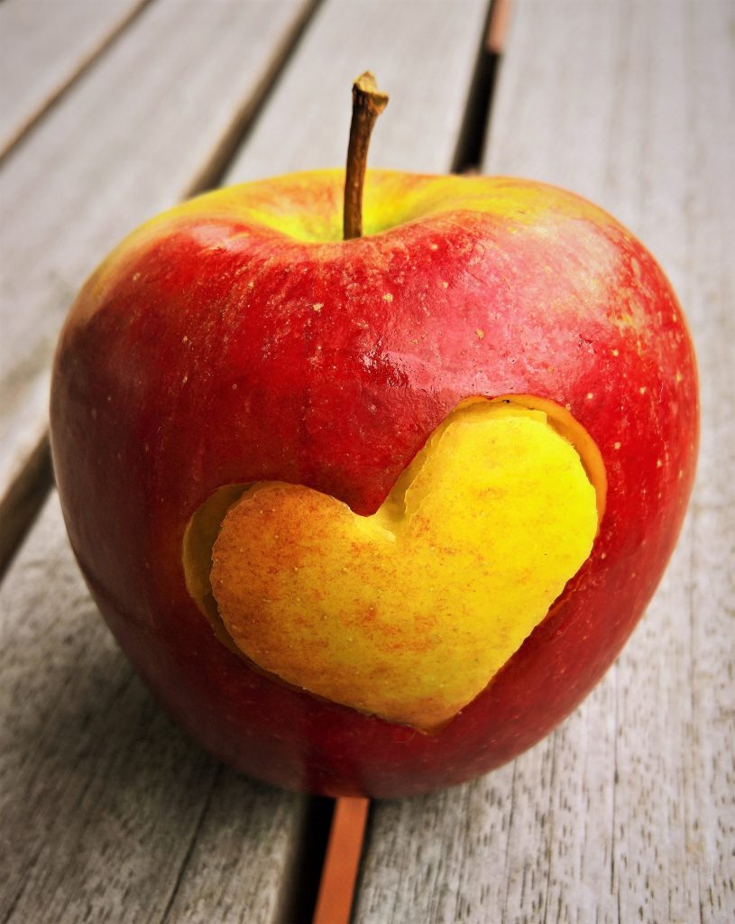 8 reasons you should eat more apples