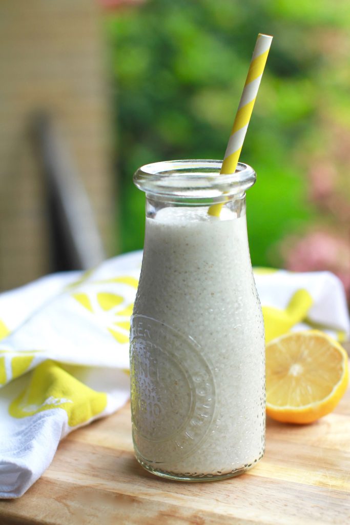 Creamy lemon, greek yogurt protein smoothie-1