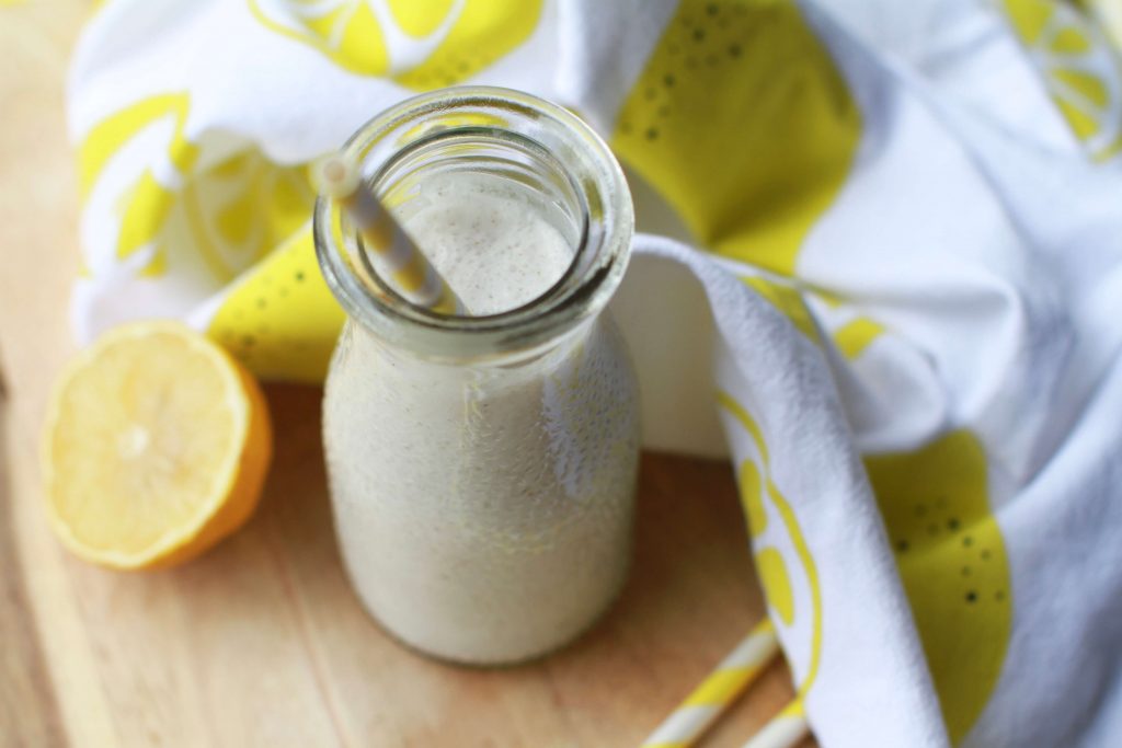 Creamy lemon, greek yogurt protein smoothie-2