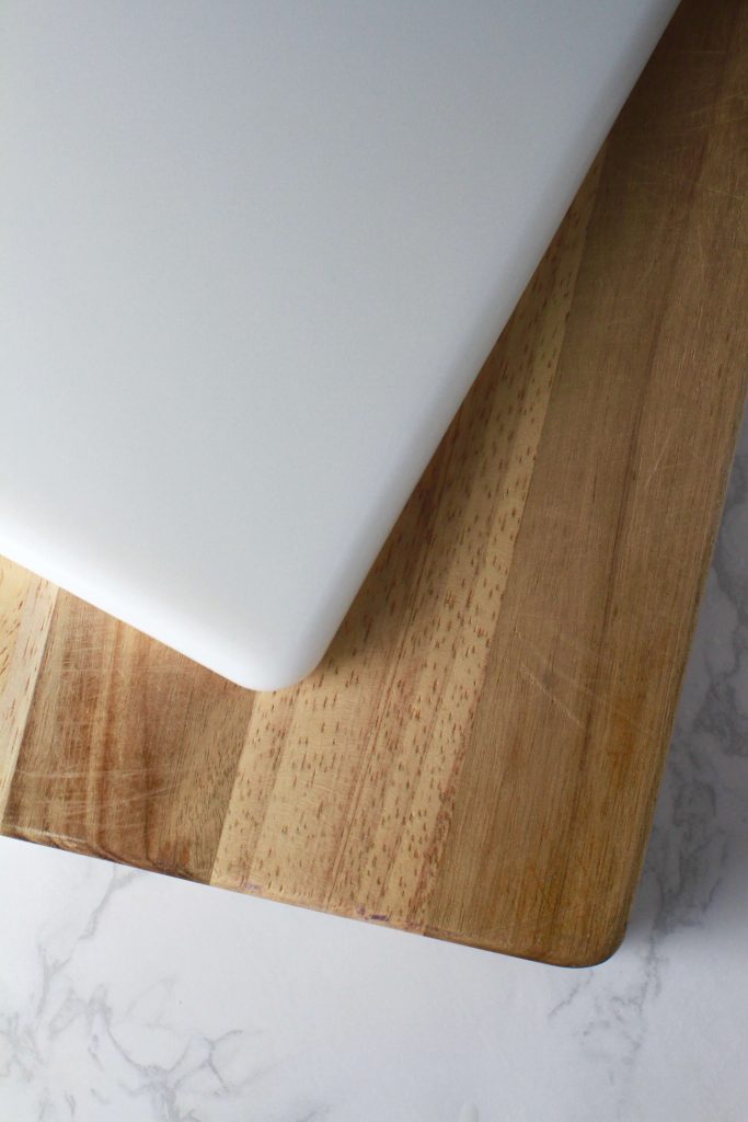 Is plastic better than wood The cutting board debate