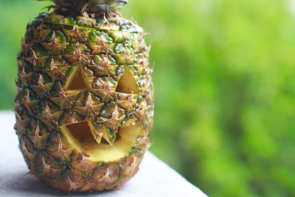 Pineapples are this year's hottest carving trend Here's how you do it4