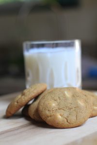Pumpkin-Spice-White-Chocolate-Chip-Cookies-are-perfect-for-fall-flavor