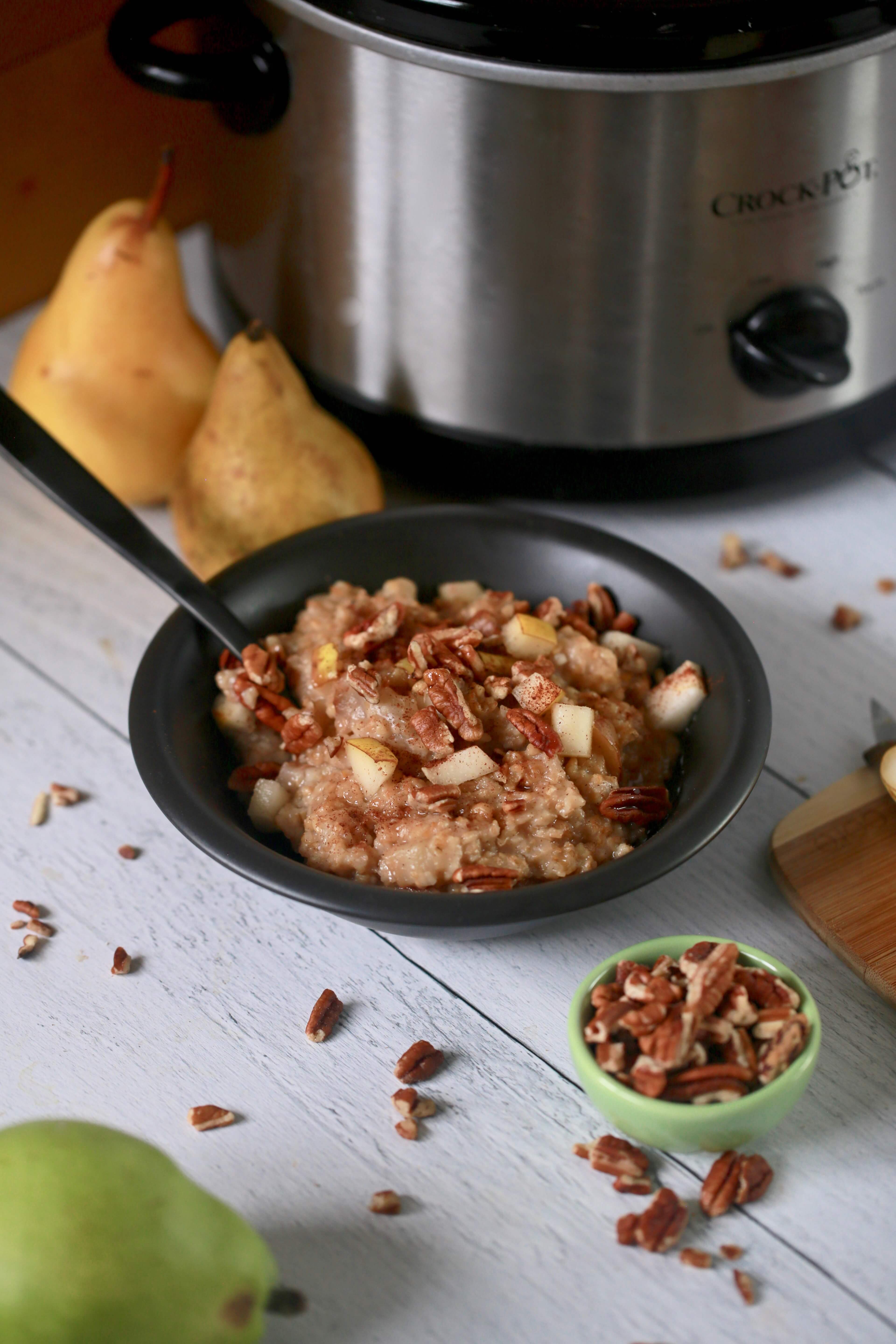 Slow cooker maple, pear, pecan oatmeal_2