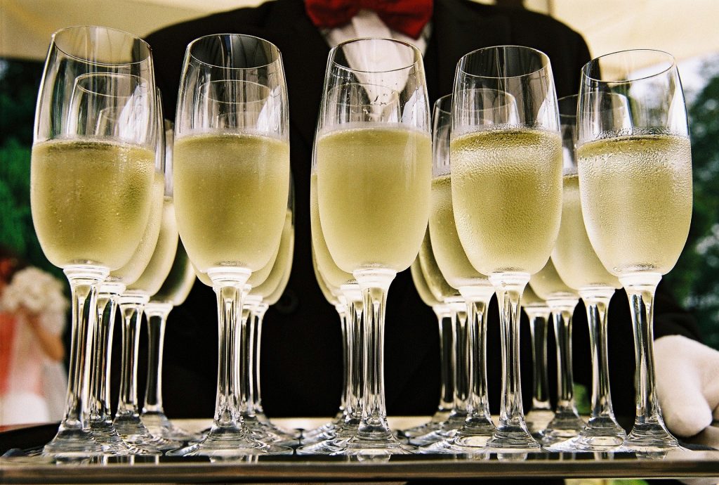 Why you shouldn't drink champagne out of plastic cups