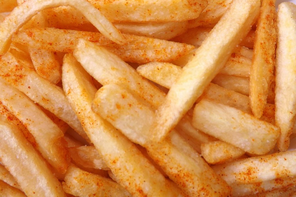 Where to score free french fries on national french fry day by Everybody Craves