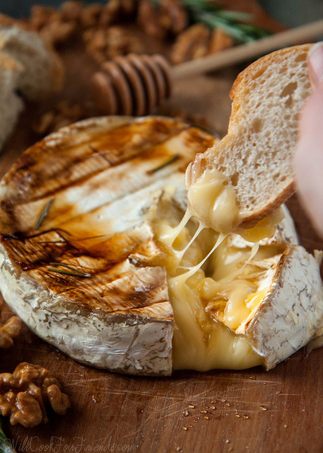 Grilled-brie