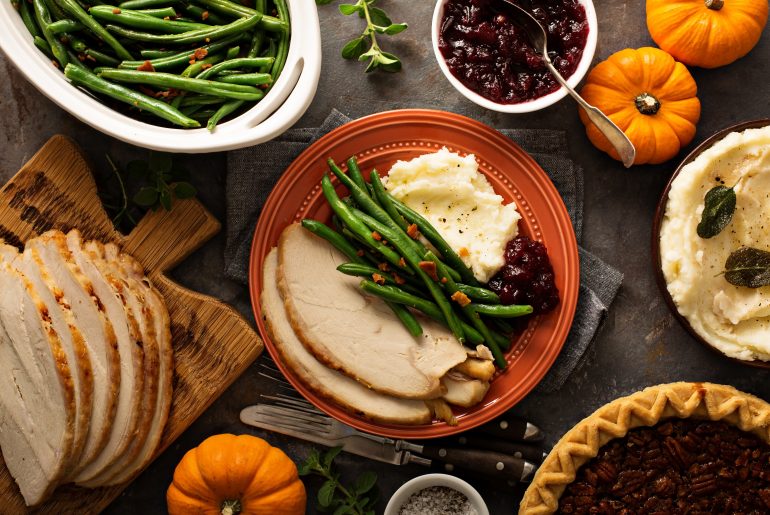 16 Grocery stores that will be open on Thanksgiving Day