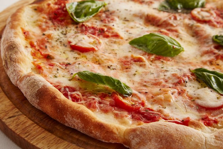 25 mouthwatering facts you need to know about pizza