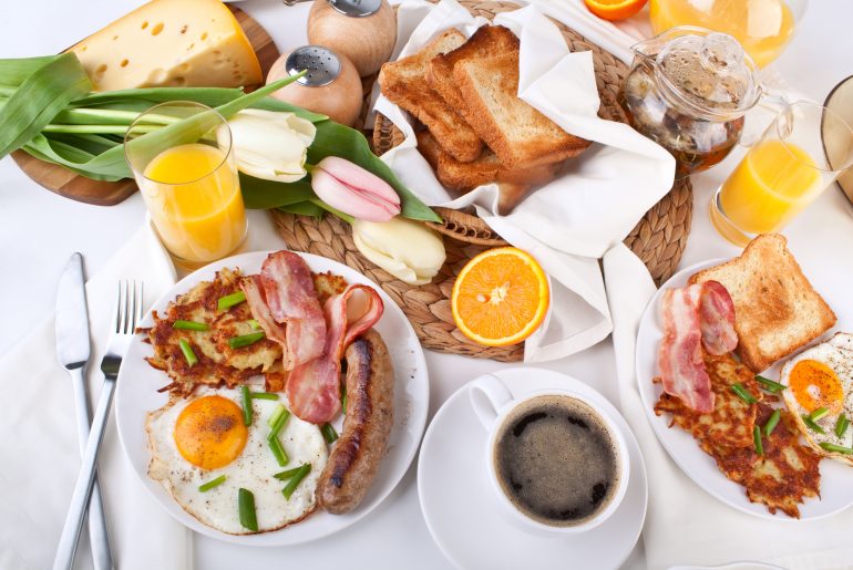 Study finds big breakfasts lead to weight loss by Everybody Craves