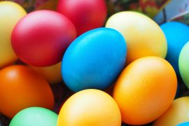 Is it safe to eat dyed Easter eggs?