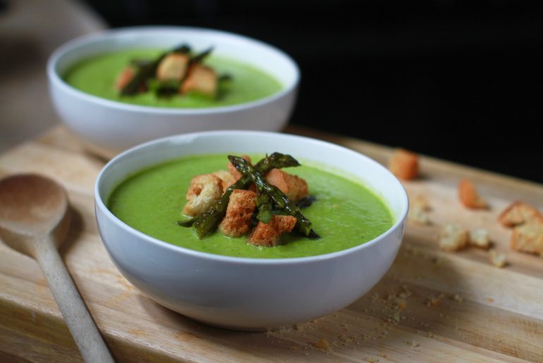 Roasted asparagus and pea soup recipe-3