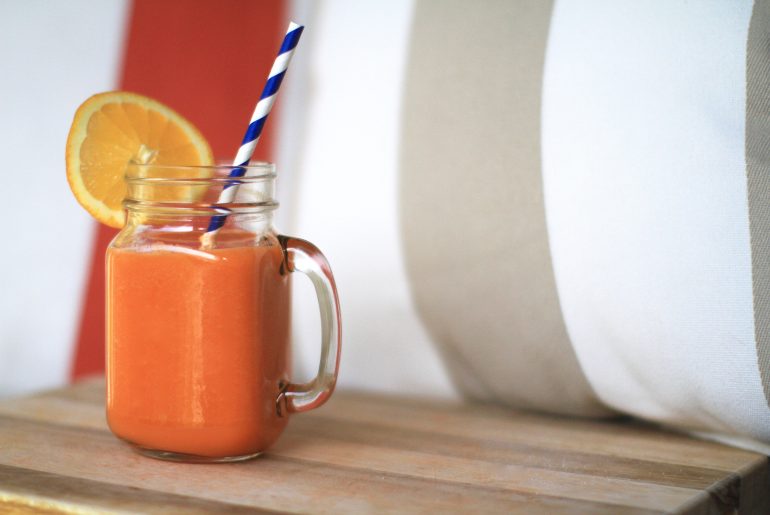 Wake-up-with-orange-carrot-ginger-juice.jpg