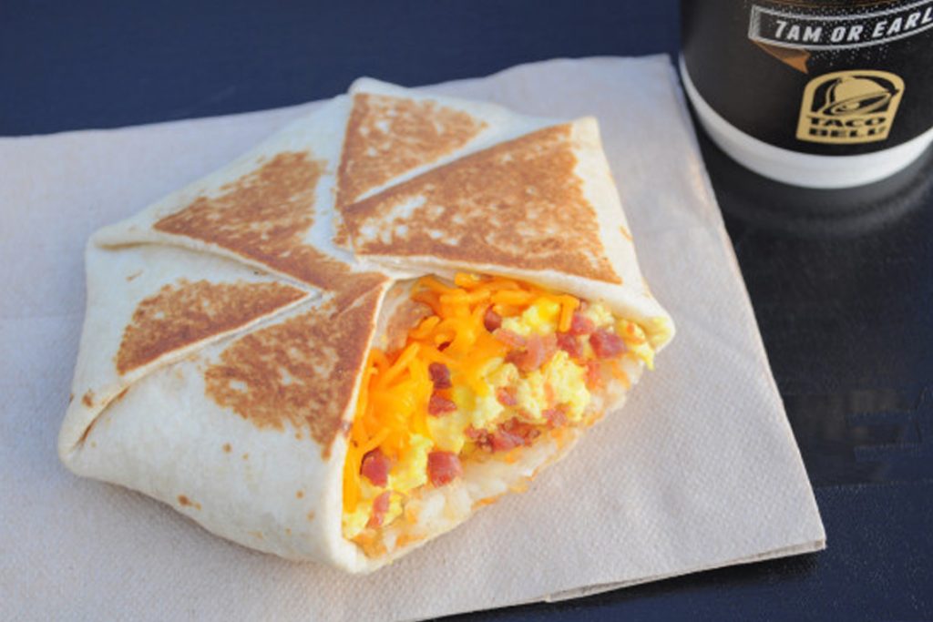 What time does Taco Bell stop serving breakfast?