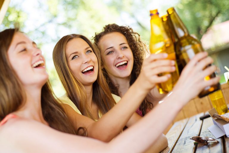 Women who drink beer have a lower risk of heart attack