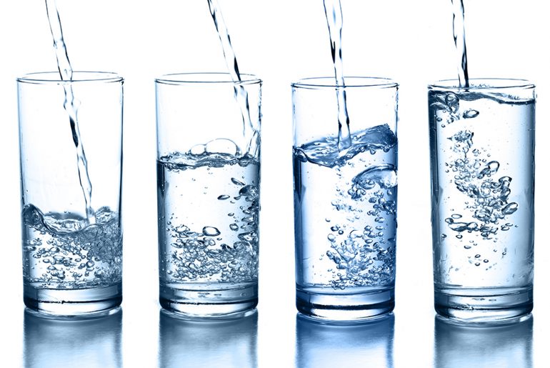 here's how much water you should actually be drinking by everybody craves