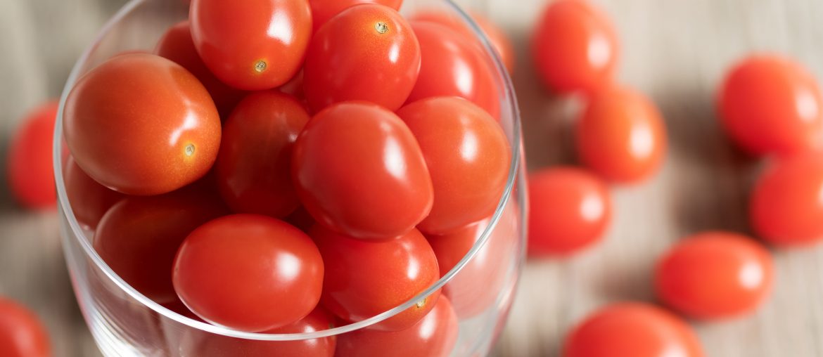 What's the different between cherry and grape tomatoes?